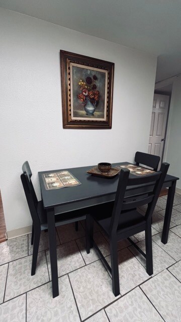 Building Photo - 360 Columbia St NE