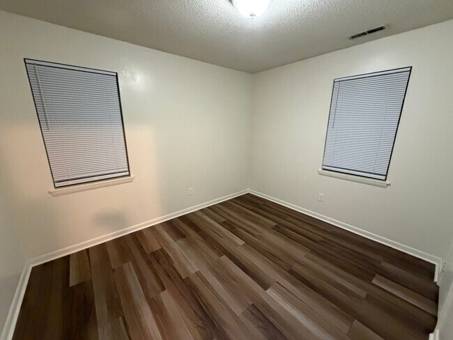 Building Photo - 22173 Ewell St