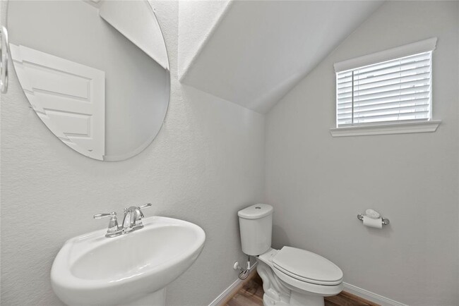 Building Photo - 1522 Beach Oak Dr