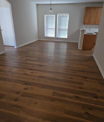 Building Photo - 440 Bentson Dr