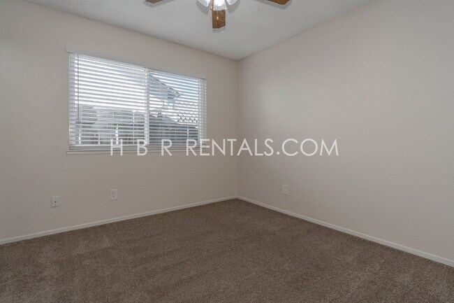 Building Photo - 1107 Douglas Fir Dr