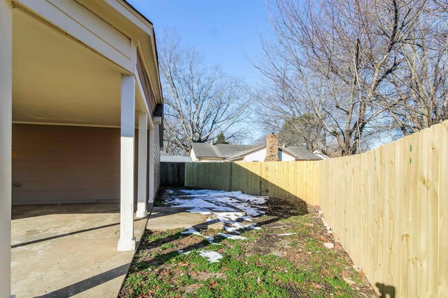 Building Photo - 4014 Stowe St