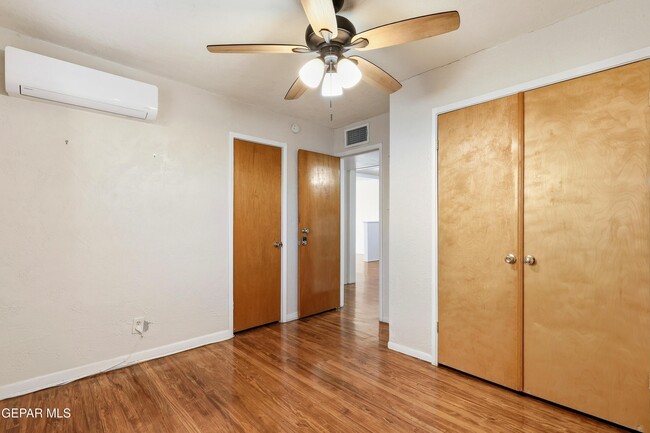 Building Photo - 3723 Memphis Ave