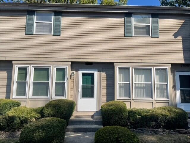 Primary Photo - 7900 Barkwood Dr