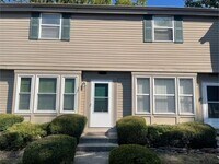 Building Photo - 7900 Barkwood Dr