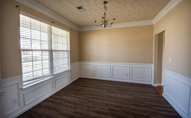 Building Photo - 43 Apache Trail
