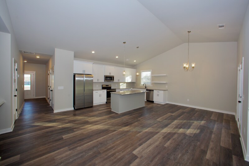 Building Photo - 511 North Point Cir