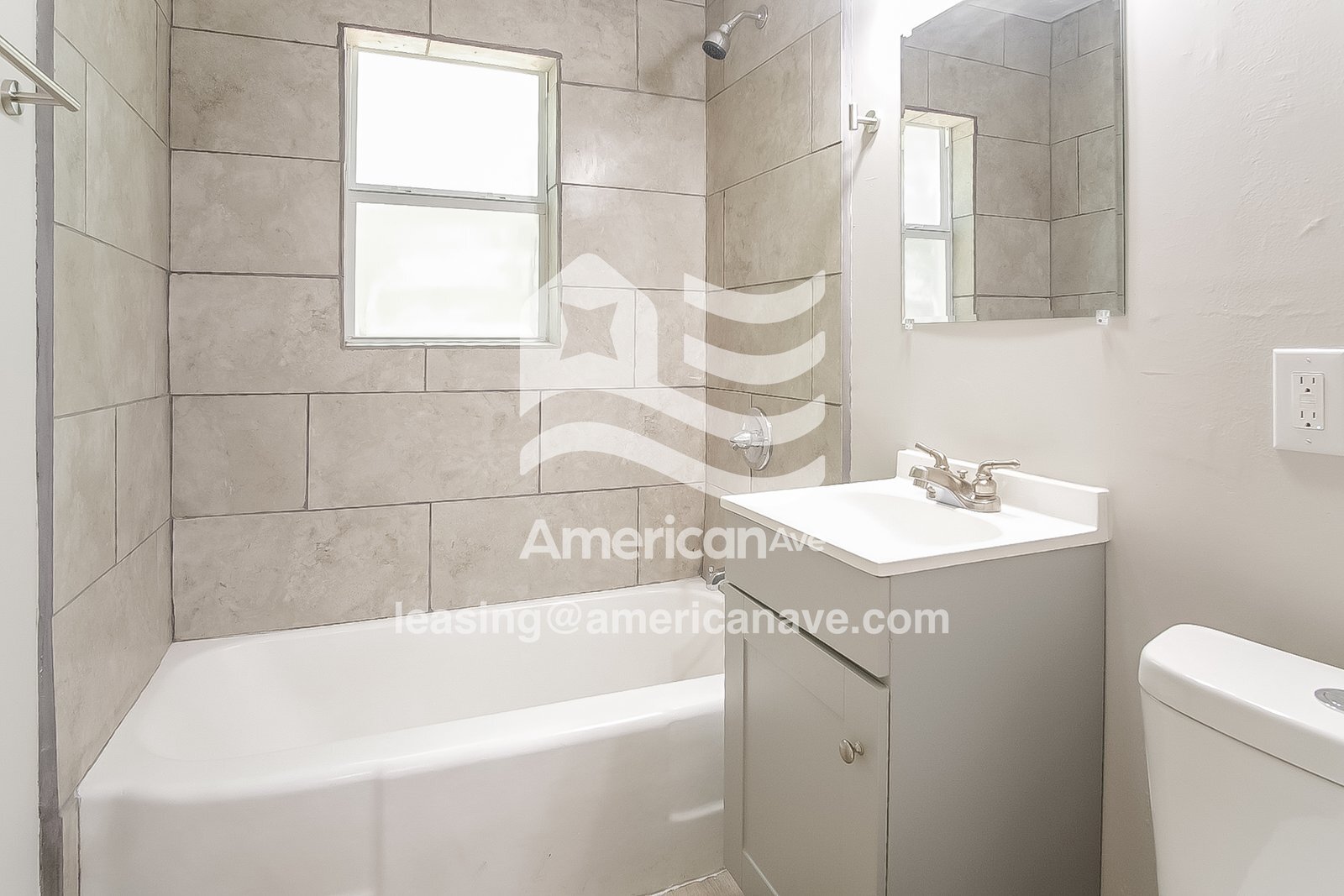 Building Photo - 2456 N Cheyenne Ave