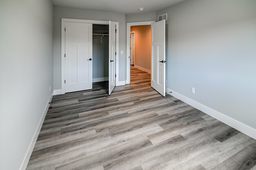 Building Photo - 4783 Suelo Rd