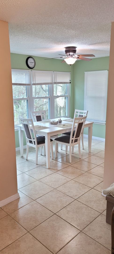 Building Photo - Funished Resort Style Condo in Gated Community- River Front