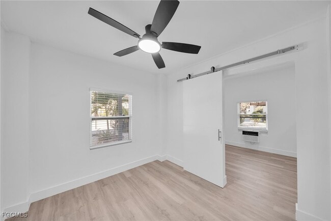 Building Photo - 128 Eucalyptus Ct