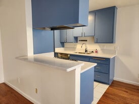 Building Photo - 1839-1841 Colby Ave