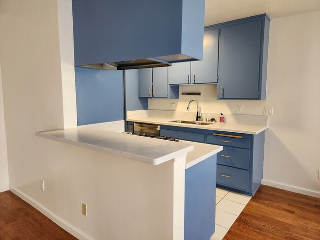 Building Photo - 1839-1841 Colby Ave