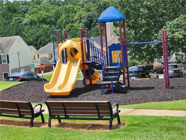 Building Photo - 4217 Legacy Square