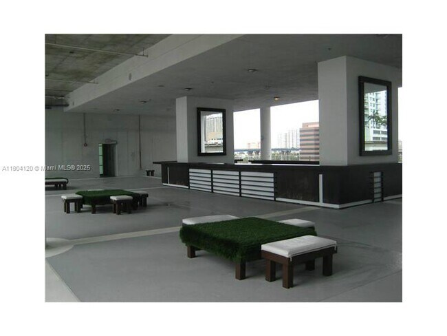 Building Photo - 690 SW 1st Ct