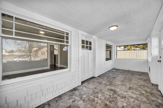 Building Photo - 1637 C St