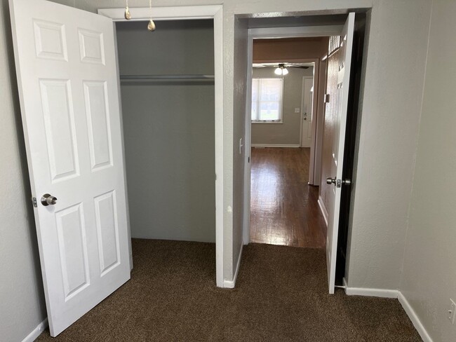 Building Photo - 3 bed 2 bath -Edmond (Danforth and Blvd)