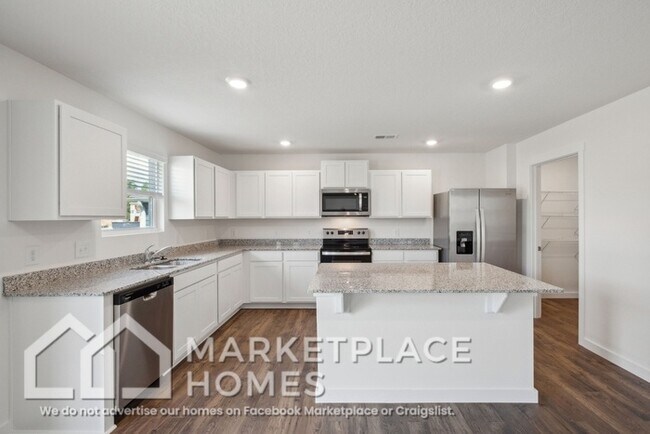 Building Photo - 4033 NE Billie Ln