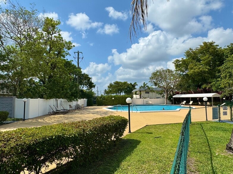 Main Community Pool - 111 Royal Park Dr