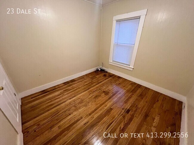 Building Photo - 23 Dale St