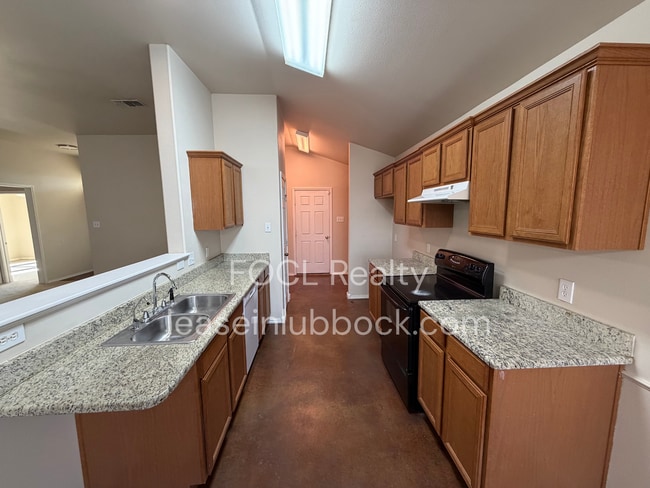 Building Photo - Bright and Welcoming 3/2/2