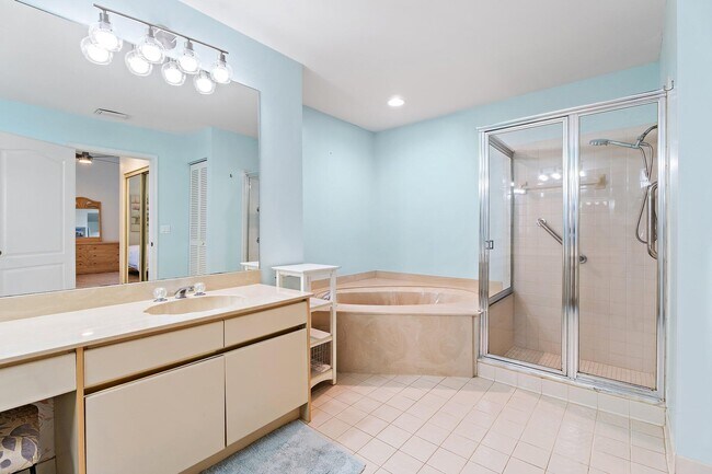 Building Photo - 137 Eagleton Ct