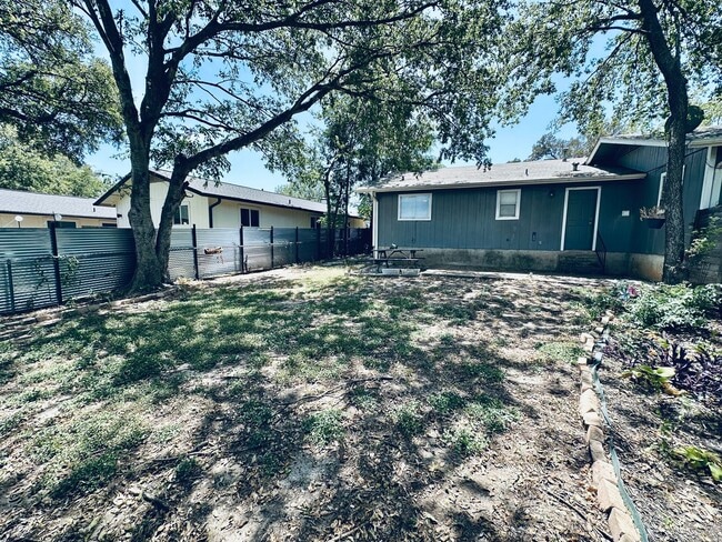 Building Photo - 7103 Dan Jean Drive
