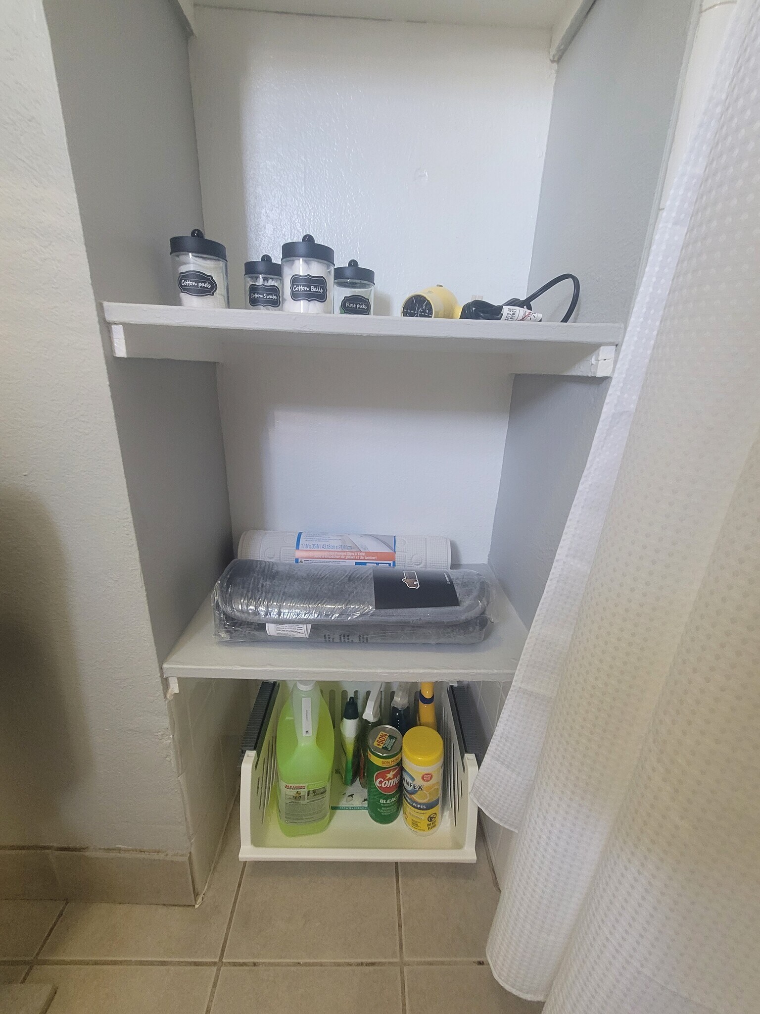 Building Photo - 4328 E Myrtle St