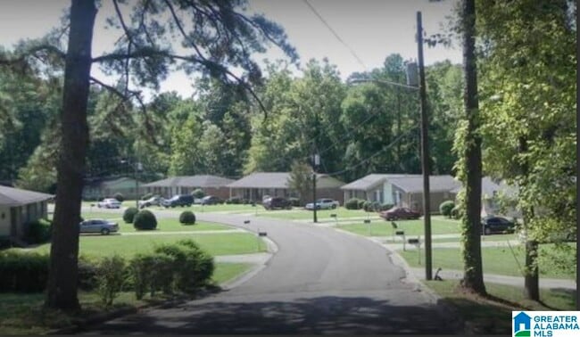 Building Photo - 836 Old Trail Rd