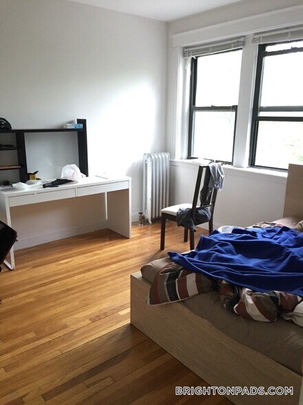 Building Photo - 27 Egremont Rd