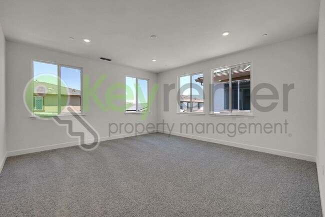Building Photo - 4089 Flathead Dr