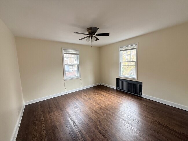 Building Photo - 89 Hillside Ave