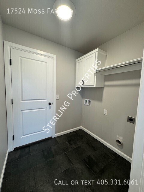 Building Photo - 17524 Moss Farm Rd