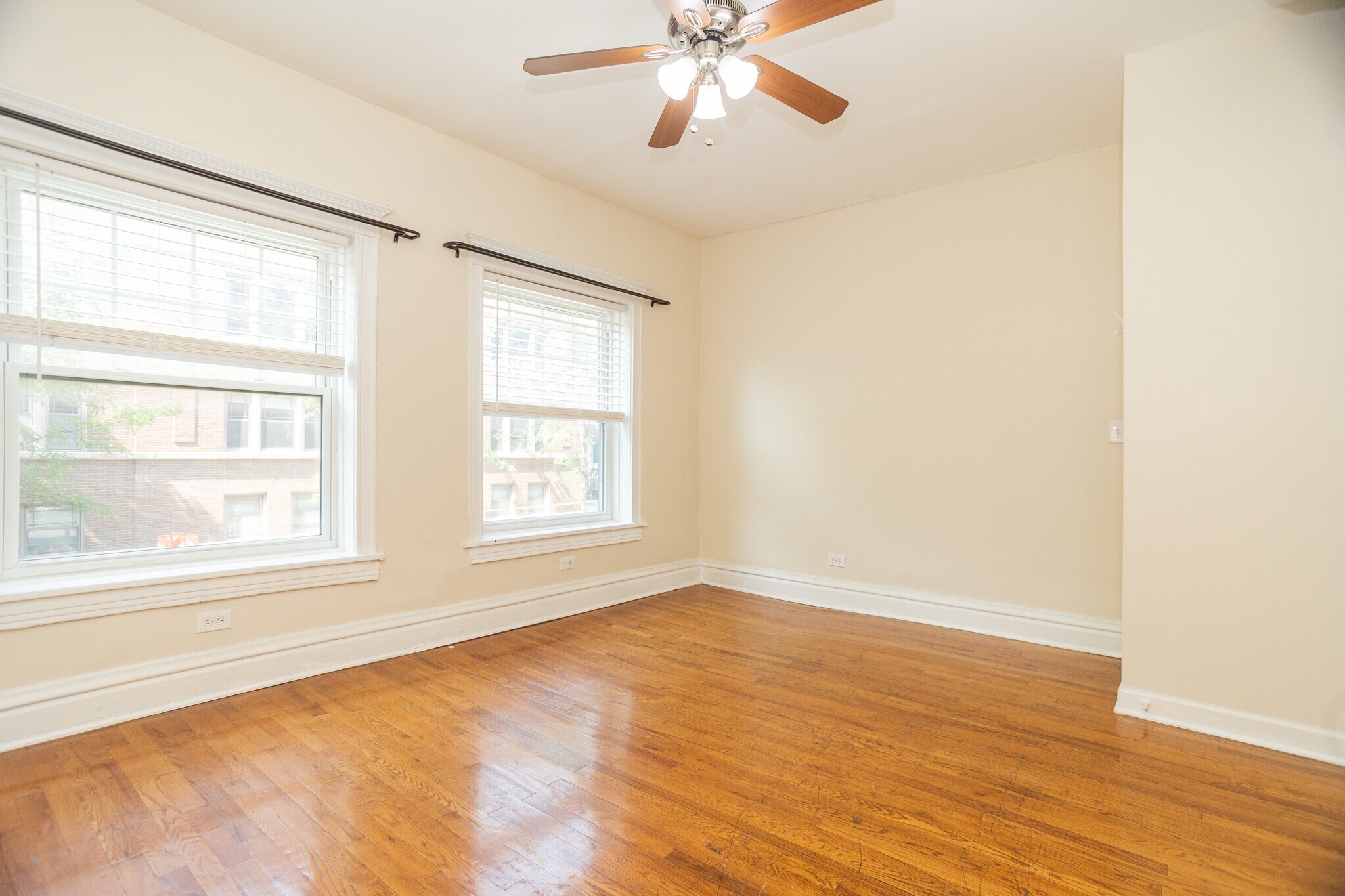 Primary Bed - 3149 W Lyndale St