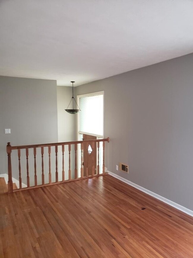 Building Photo - COMING SOON- Great location and layout for families or roomates, 3 bed 1.5 bath $1,825