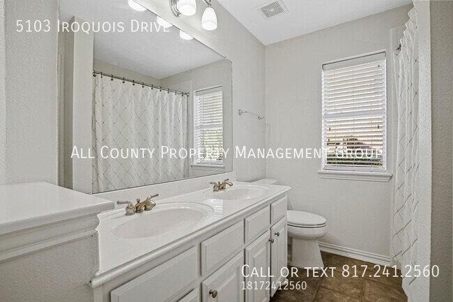 Building Photo - 5103 Iroquois Dr