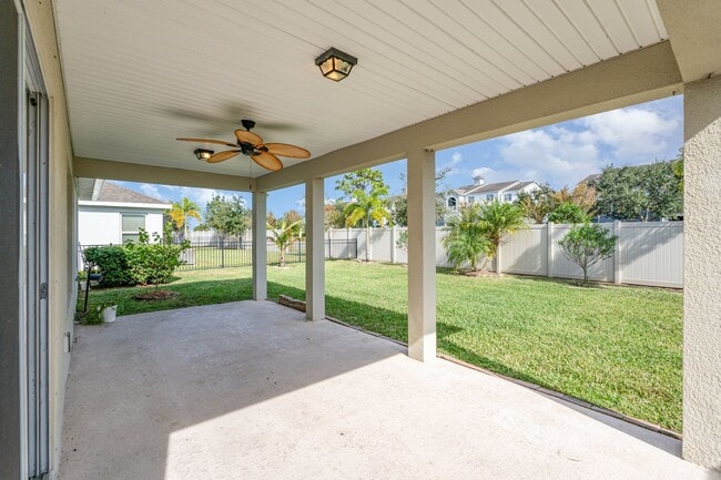 Building Photo - NEW!