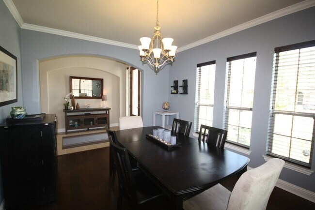 Building Photo - 2839 Nolina Ln