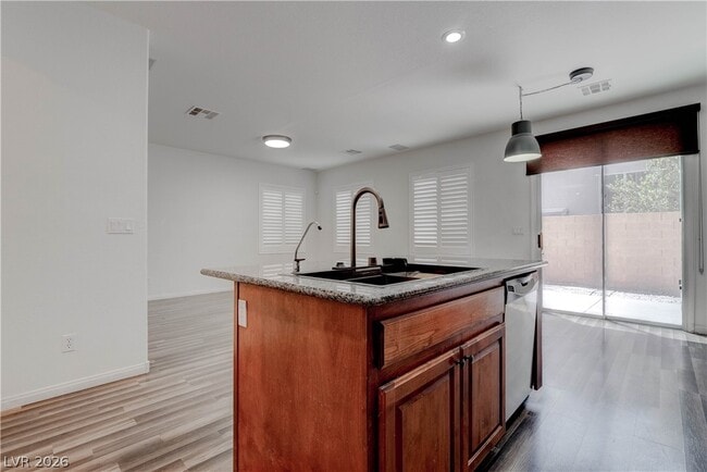 Building Photo - 985 Noah Valley St