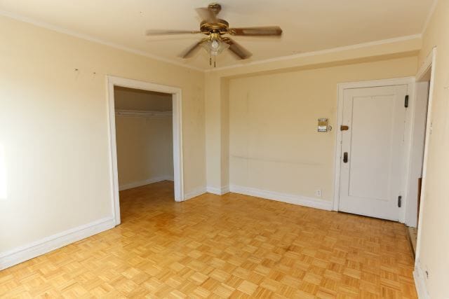 Building Photo - 716 W Belmont