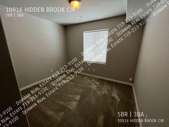 Building Photo - 10916 Hidden Brook Cir