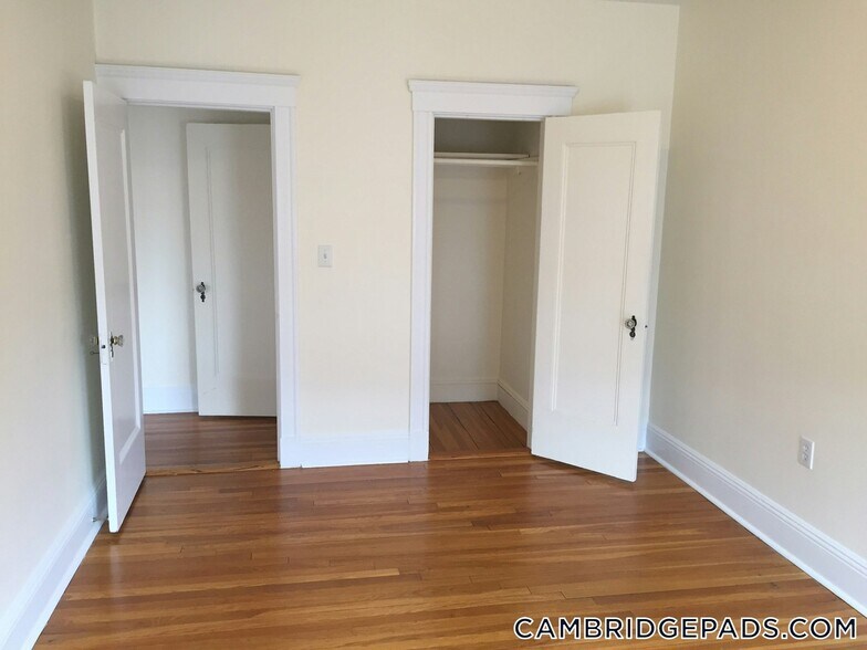 Building Photo - 18 Chauncy St