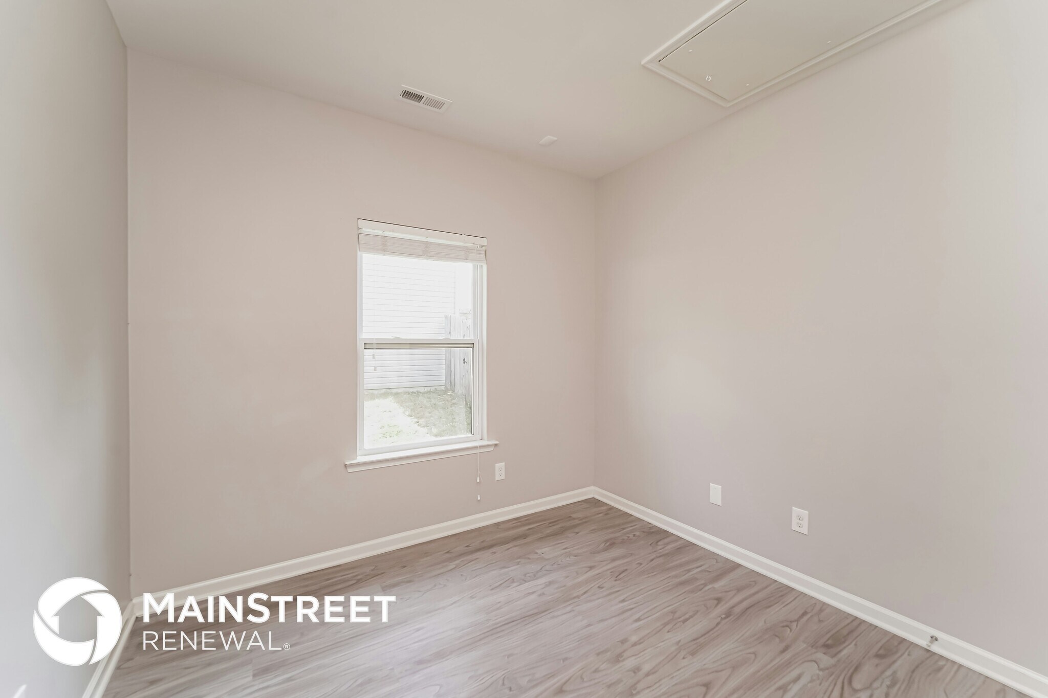 Building Photo - 10422 Kempsford Dr