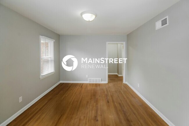 Building Photo - 4 Bedroom Pet-Friendly Home in Memphis, TN...
