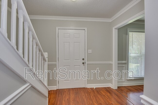 Building Photo - 493 Fairfield Way