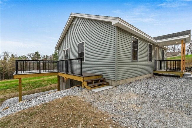 Building Photo - 237 Maplewold Rd
