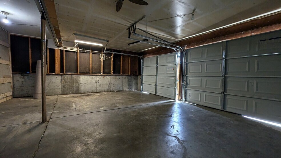 Building Photo - 9600 Pecos St