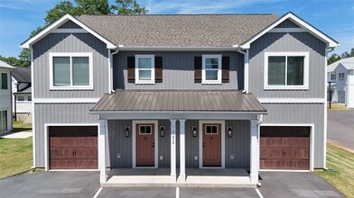 Building Photo - 506 Tarrant St