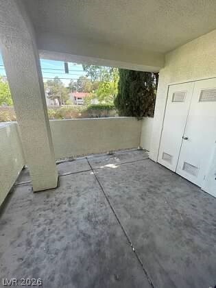 Building Photo - 4865 S Torrey Pines Dr