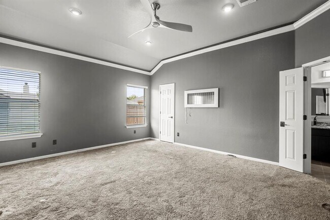 Building Photo - 4405 Bandice Ln